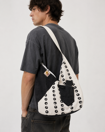 H53 - EIGHT BALL BAG